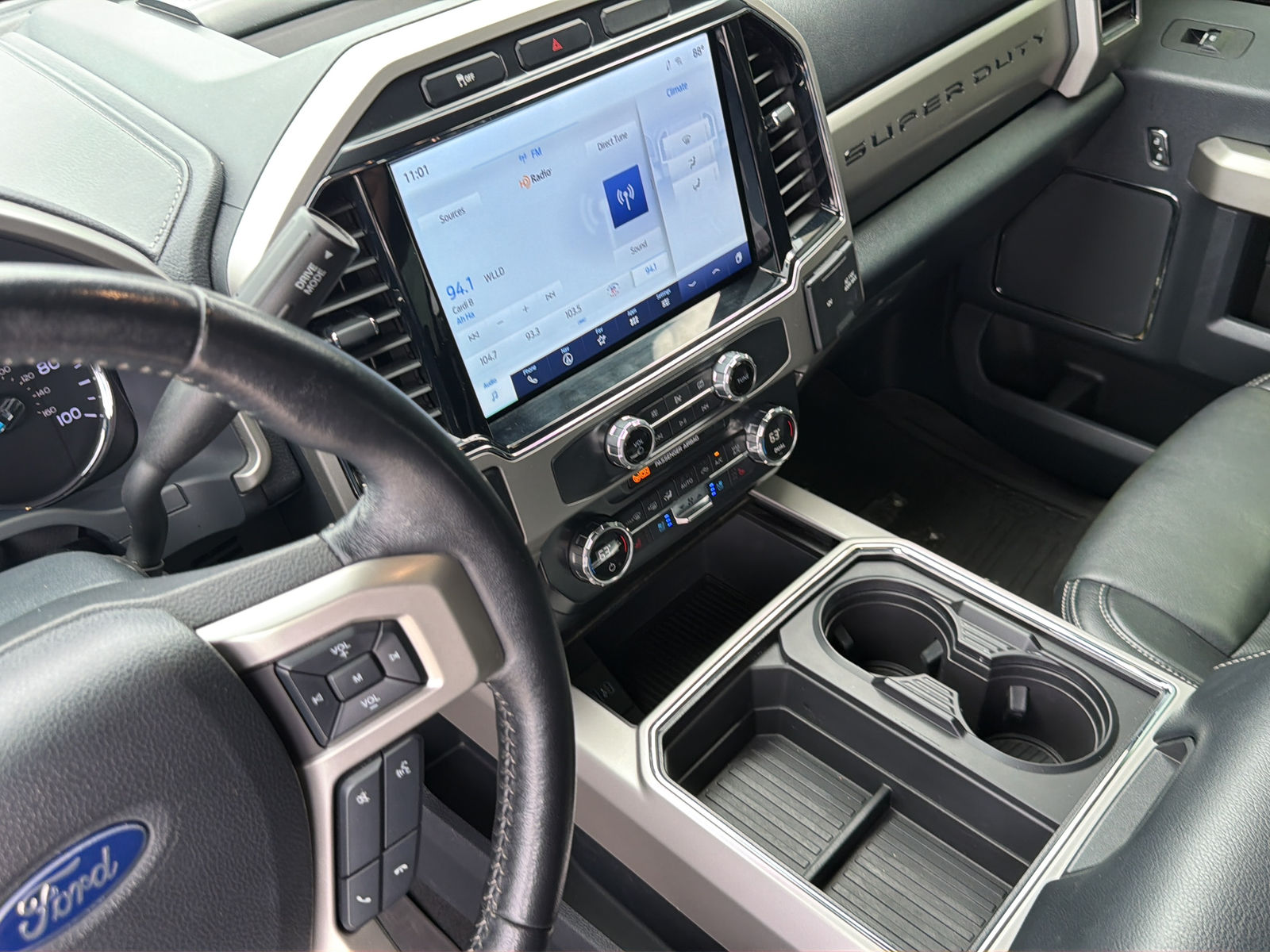 Used 2022 Blue Ford Lariat image 21
