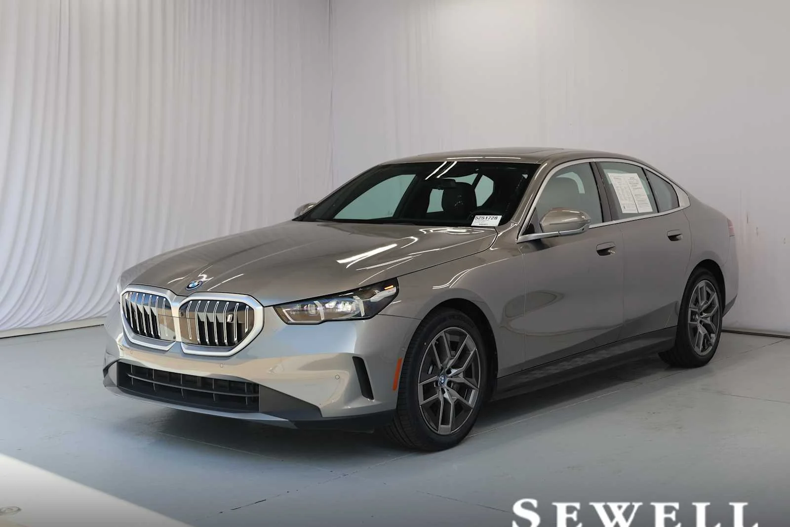 2024 BMW i5 eDrive40