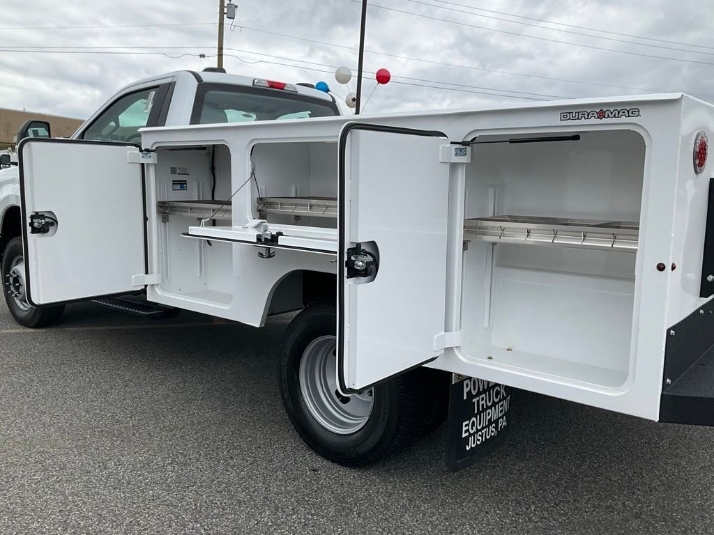 New 2026 Oxford White Ford F-350® XL image 5