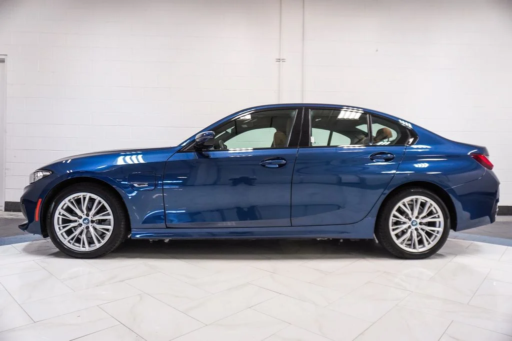 Used 2023 Blue BMW 330e xDrive image 32