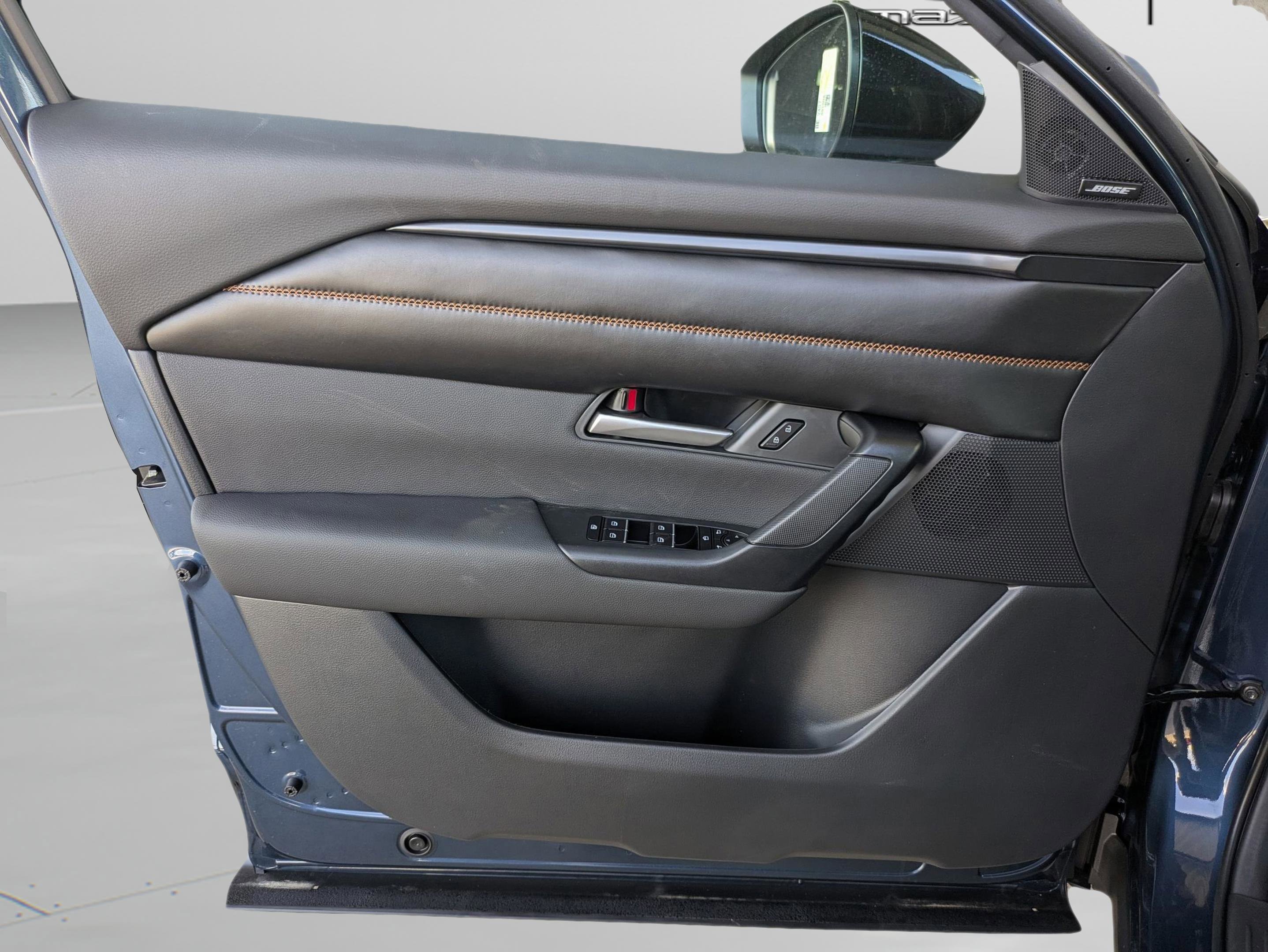 2025 Mazda CX-50 Premium - Photo 9