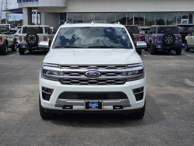 Used 2022 White Metallic Ford  image 2