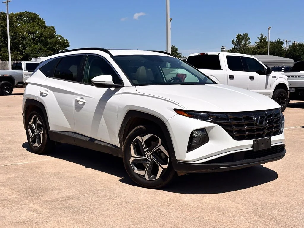 Used 2022 Gray Hyundai SEL image 1