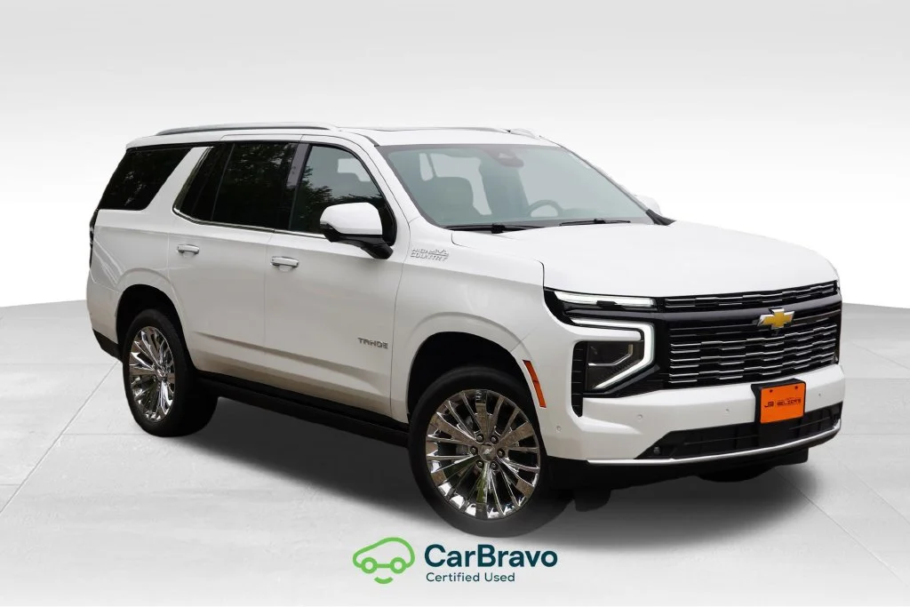 Certified Used 2025 Iridescent Pearl Tricoat Chevrolet High Country image 1