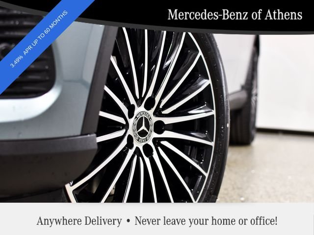 New 2026 Verde Silver Metallic Mercedes-Benz GLC 300 image 9
