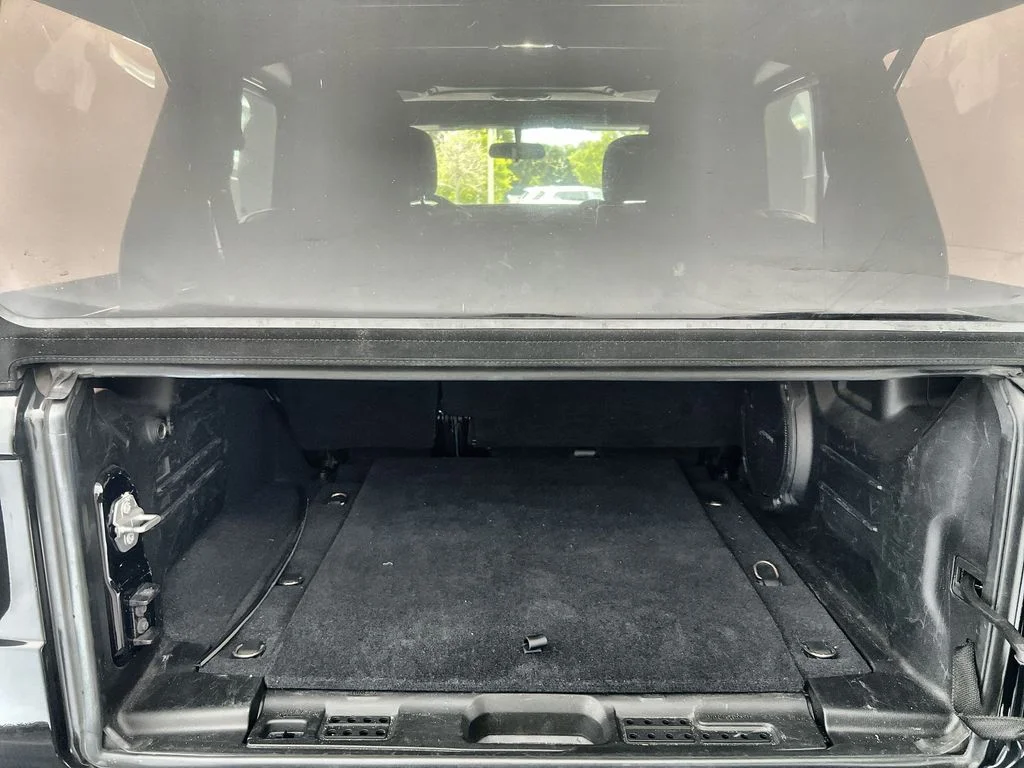 Used 2018 Black Jeep Unlimited Sport S image 19
