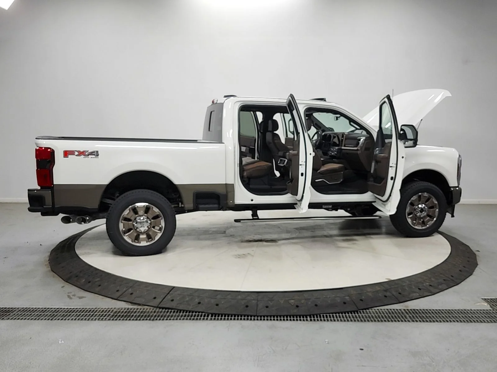 New 2026 White Ford King Ranch image 16