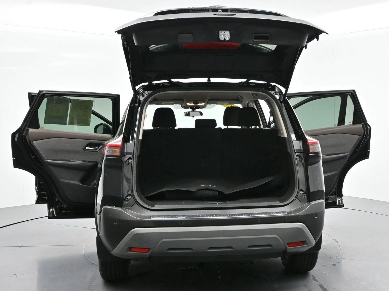 Used 2023 Super Black Nissan SV image 39