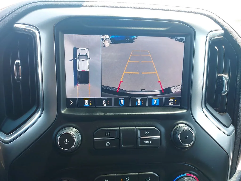 Used 2022 Blue Chevrolet LTZ image 23