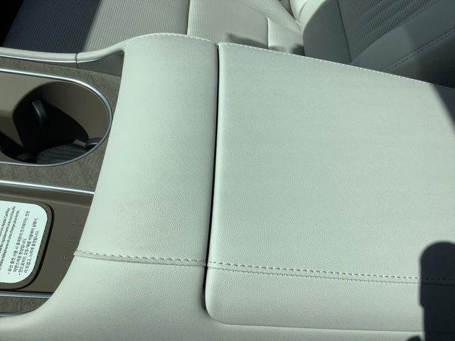 New 2026 White Pearl Hyundai SEL Premium image 40