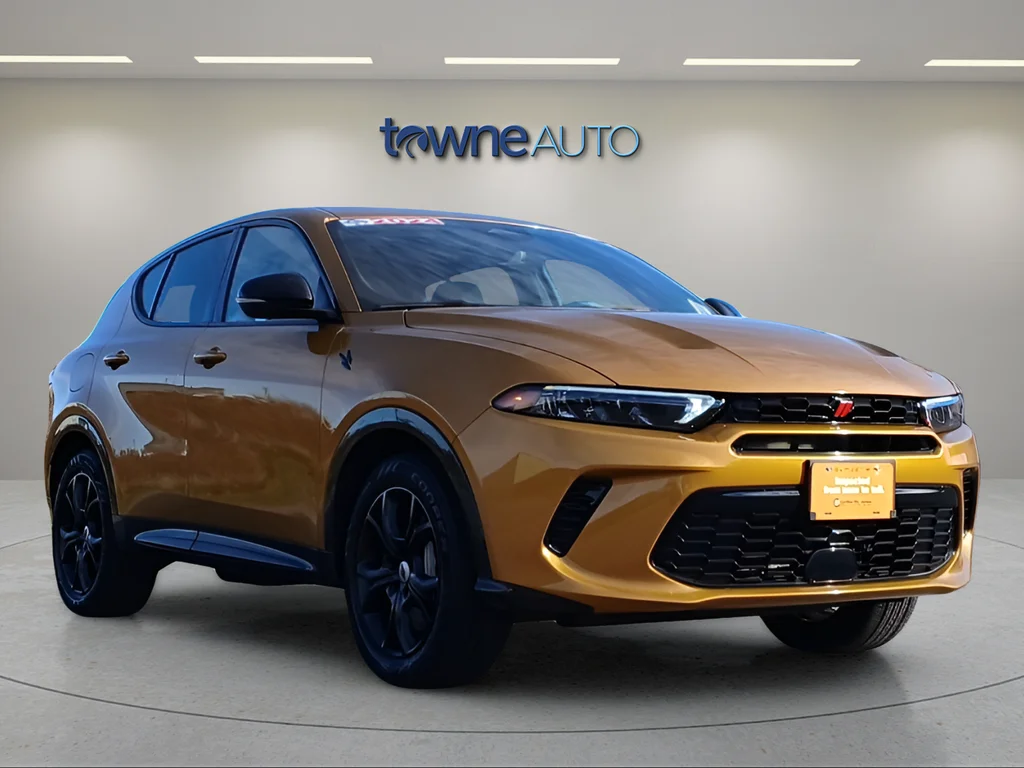 Used 2024 Gold Dodge R/T image 7