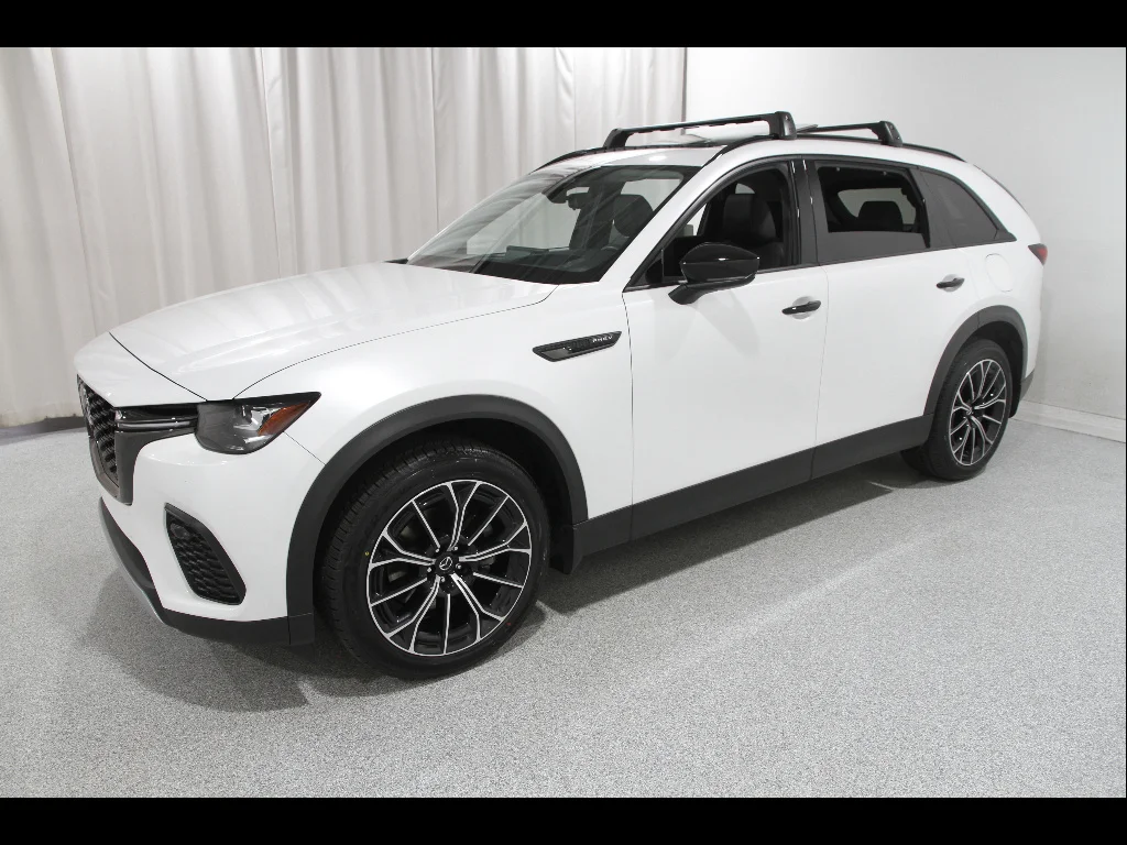 Certified Used 2025 Rhodium White Premium Mazda Premium image 3