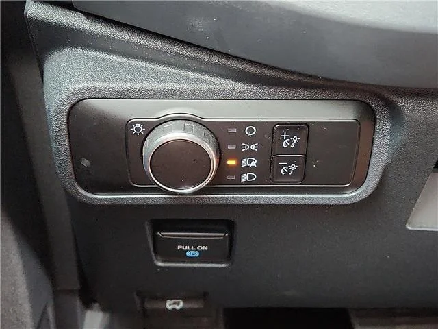 Used 2025 Gray Ford Big Bend 4x4 image 17