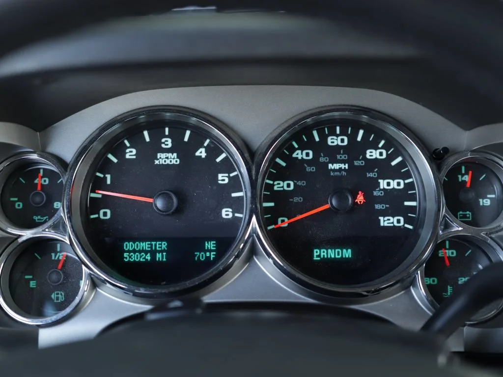 Used 2010 SUMMIT WHITE Chevrolet LT image 12
