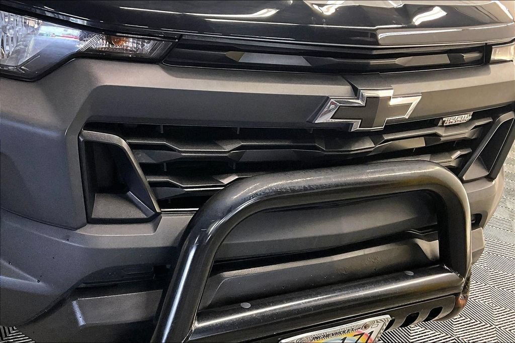 Used 2023 STERLING GRAY METALLIC Chevrolet 4WD Trail Boss image 30