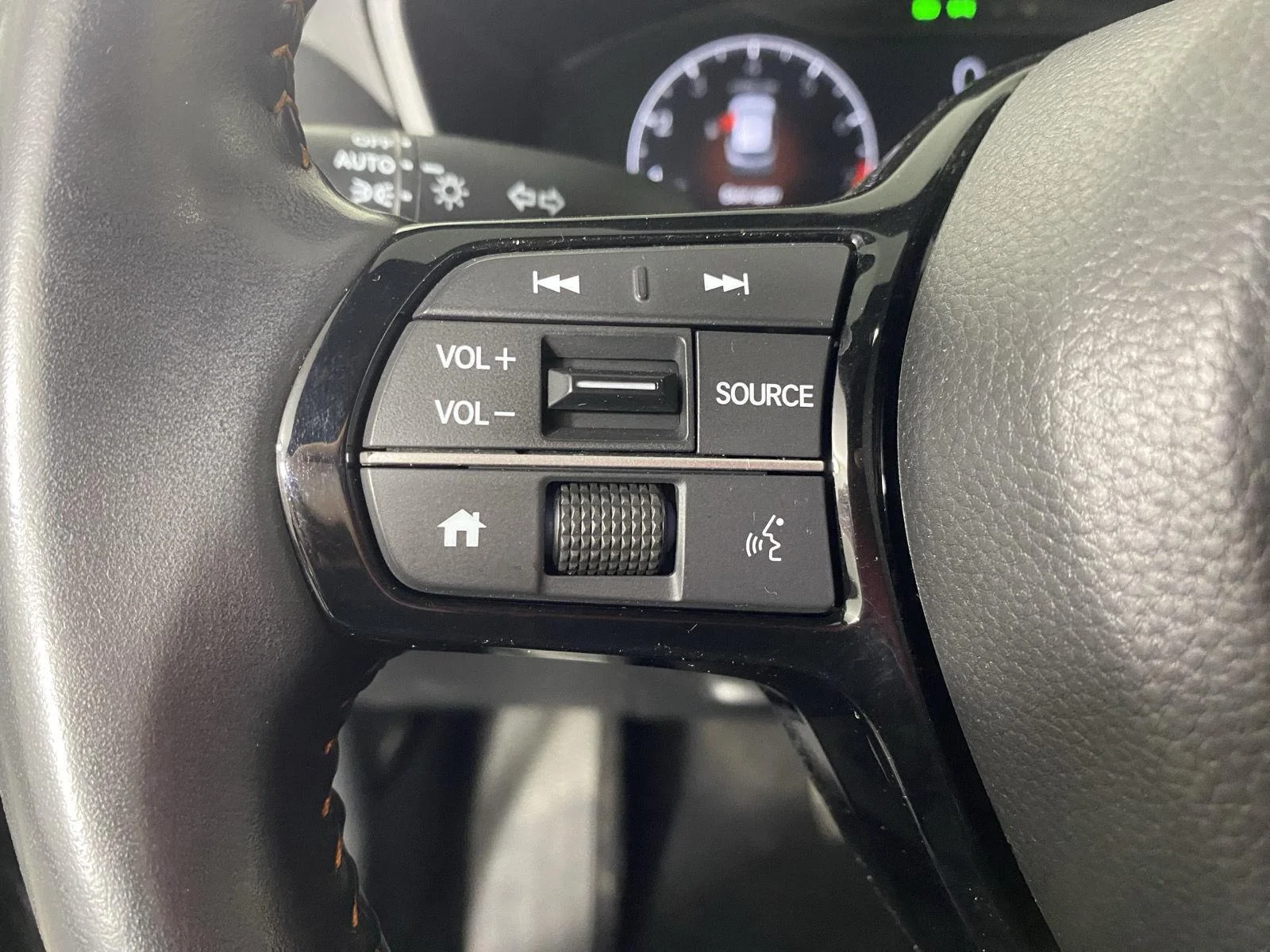 Used 2025 Crystal Black Pearl Honda Sport image 14