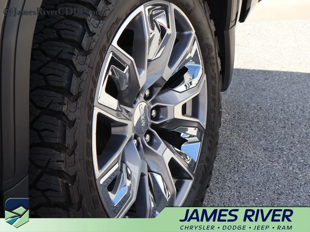 Used 2023 Black GMC Denali image 39