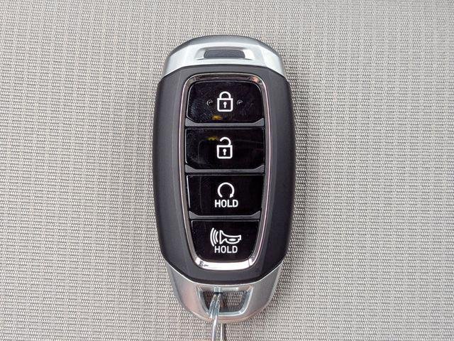 New 2026 Shimmering Silver Hyundai SEL image 72