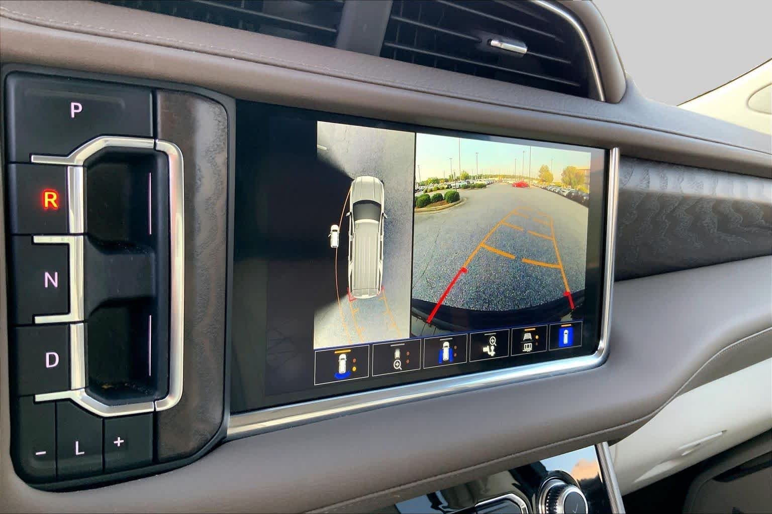 Used 2024 Onyx Black GMC Denali image 28