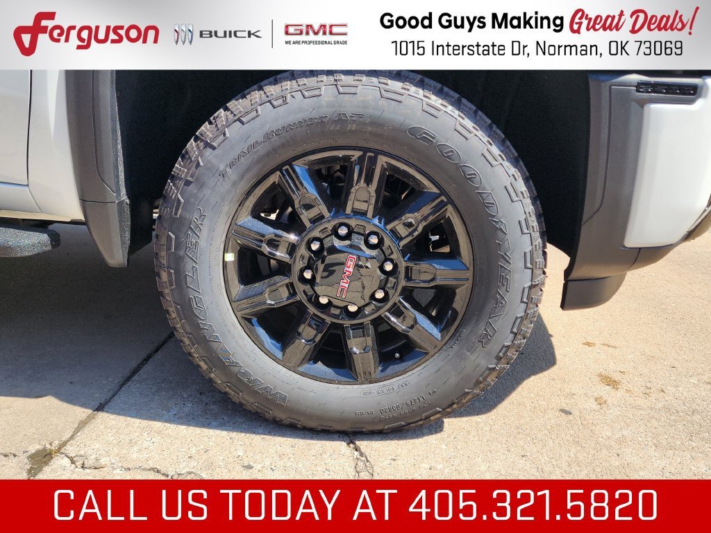 2026 GMC Sierra 2500HD AT4 - Photo 52