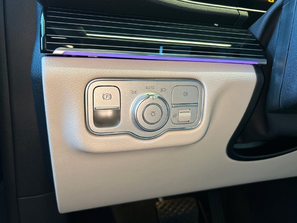 New 2026 MANUFAKTUR Mystic Blue Metallic Mercedes-Benz GLE 450 image 11