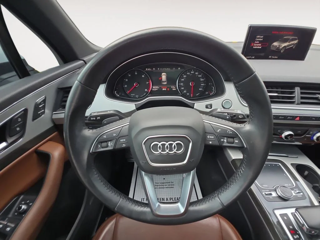 Used 2019 White Audi 45 SE Premium image 12