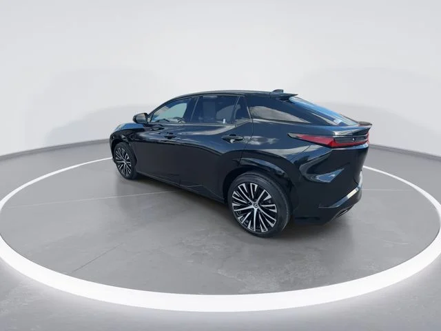 Used 2024 Black Lexus 450e Luxury image 6