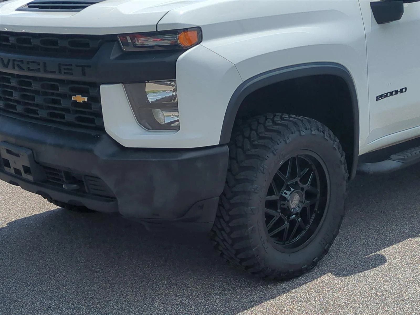 Used 2023 Summit White Chevrolet Work Truck image 9