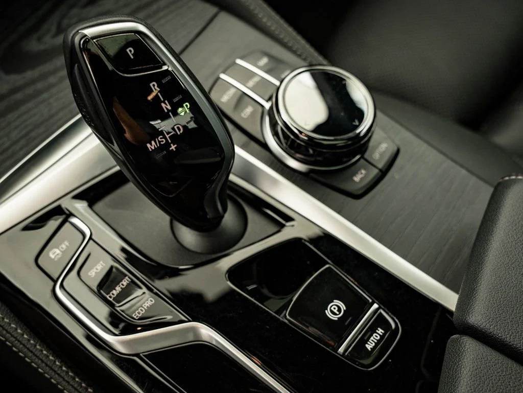 Used 2023 Black Sapphire Metallic BMW 540i xDrive image 37