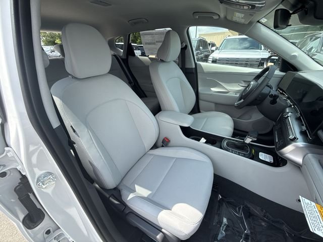 New 2026 White Hyundai SEL Sport image 23