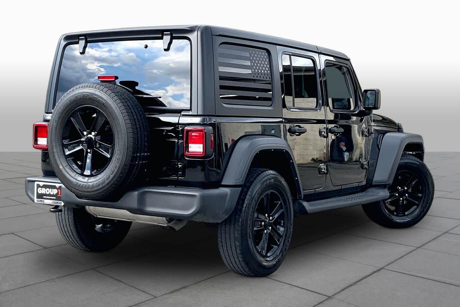 Used 2023 Black Clearcoat Jeep Sport Altitude image 13