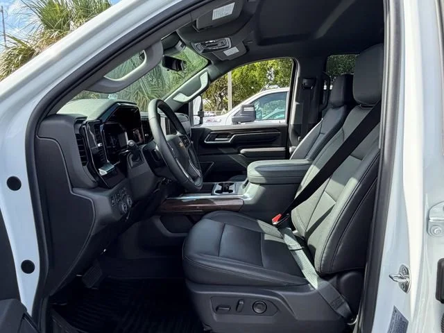 New 2026 Summit White Chevrolet LT image 6