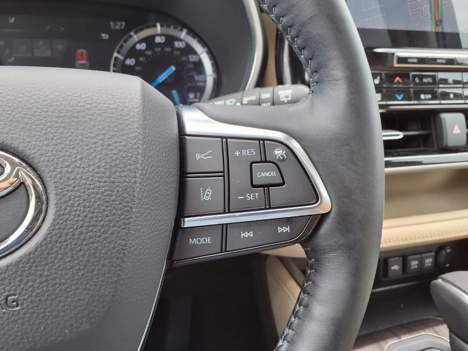 Used 2021 White Toyota Platinum image 23