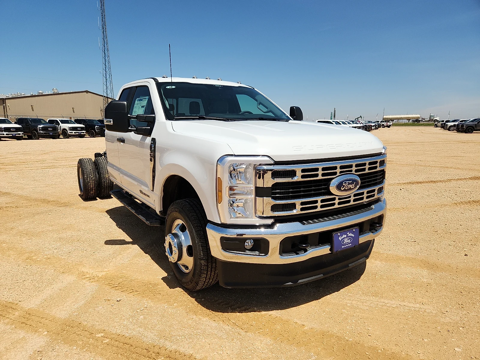 New 2026 Oxford White Ford F-350® XL image 1