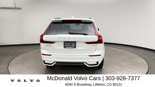 2026 Volvo XC60 Plus - Photo 3
