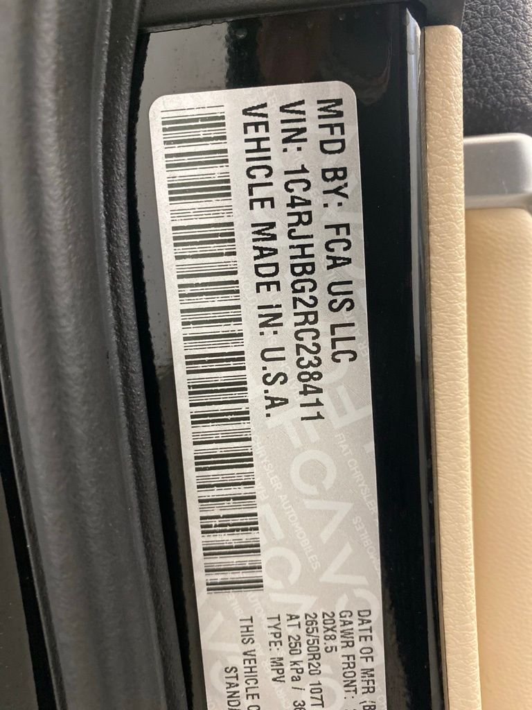 Certified Used 2024 Black Jeep Limited image 29