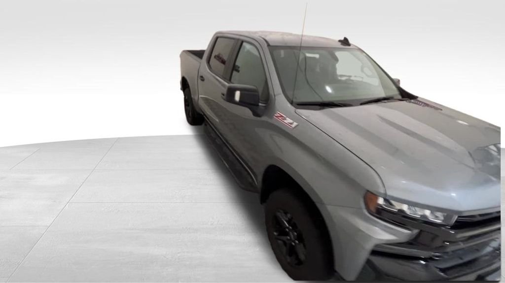 2020 Chevrolet Silverado 1500 LT Trail Boss photo 2