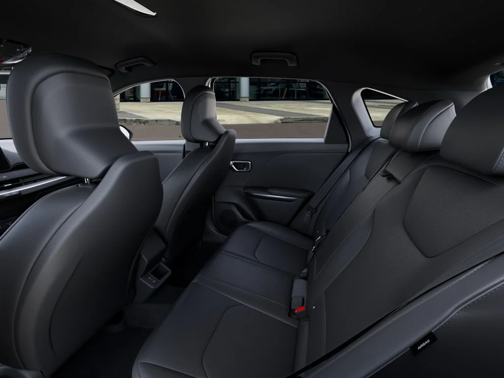 New 2026 Snow White Pearl Kia EX image 18