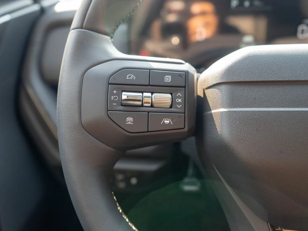 New 2027 Brown Kia X-Line S image 22
