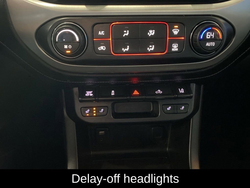 Used 2016 QUICKSILVER METALLIC GMC 4WD SLT image 19