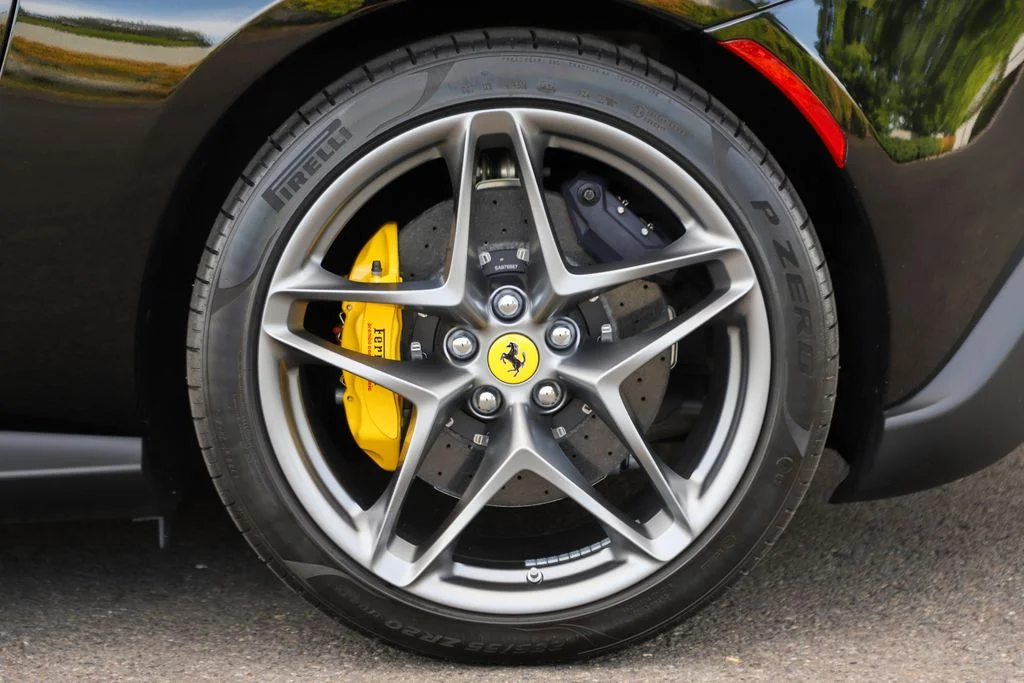 Used 2025 Nero Ferrari Spider image 64