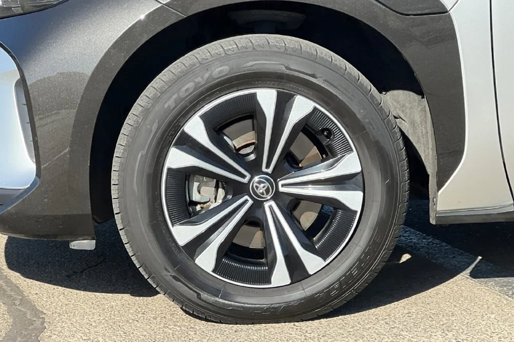 Certified Used 2023 Silver Toyota XLE image 29
