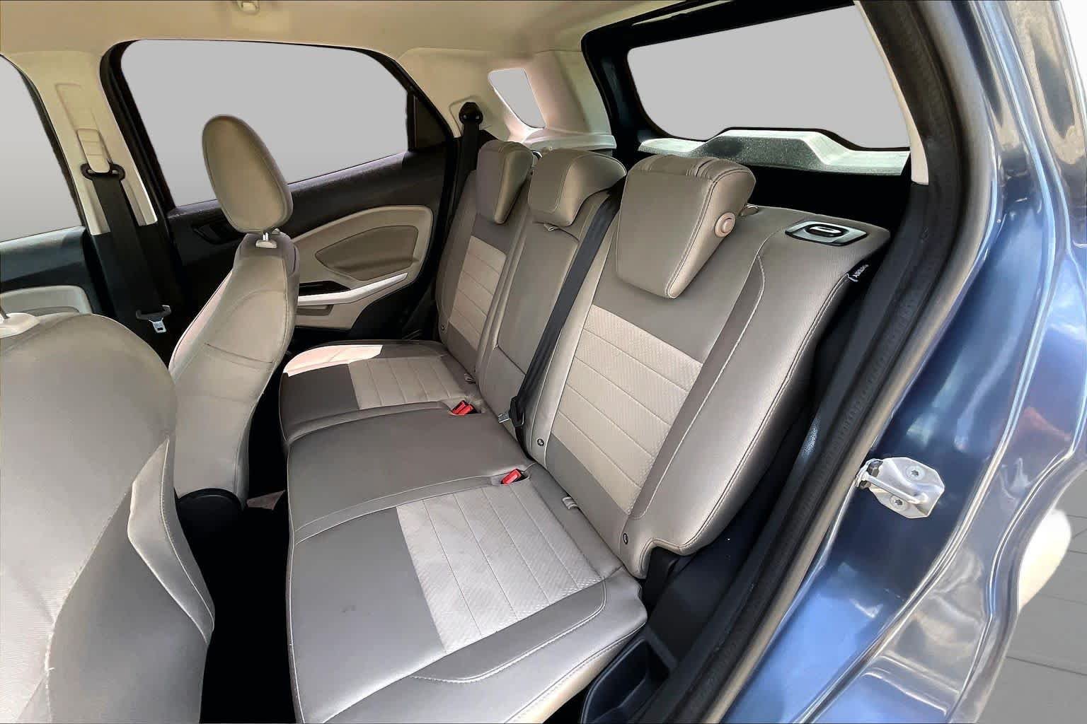 Used 2021 Blue Ford S image 20