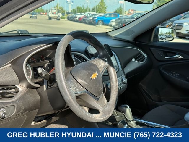 Used 2019 Gray Chevrolet LS image 17