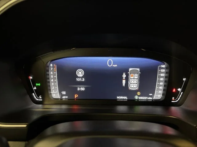 Used 2025 Gray Honda Black Edition image 17