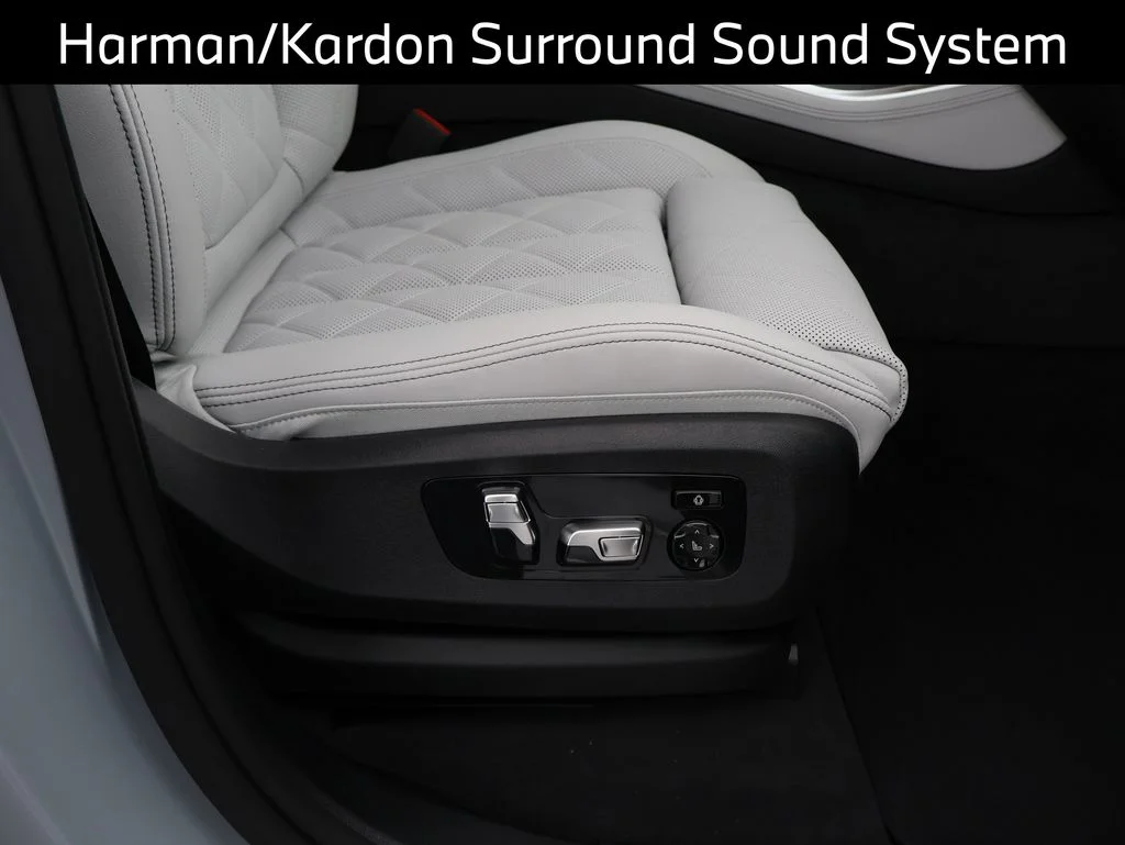 New 2026 Gray BMW xDrive40i image 13