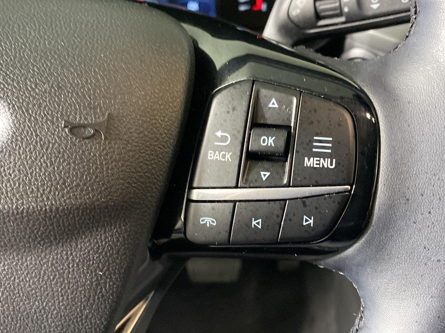Used 2023 Black Metallic Ford Active image 18