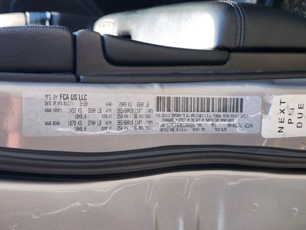 Used 2020 Silver Jeep Limited image 35