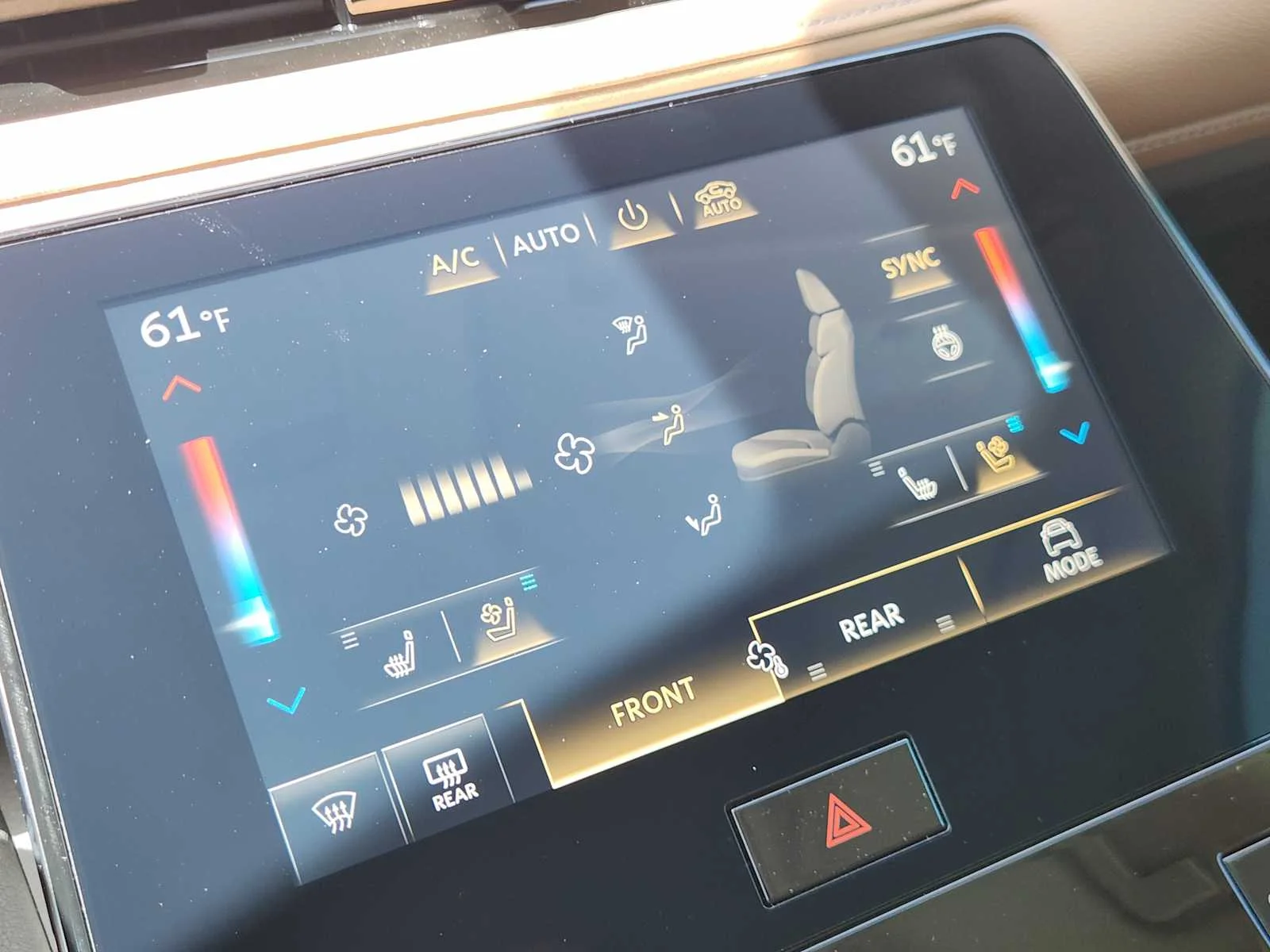 New 2027 BLACK OBSIDIAN INFINITI Luxe 2WD image 13