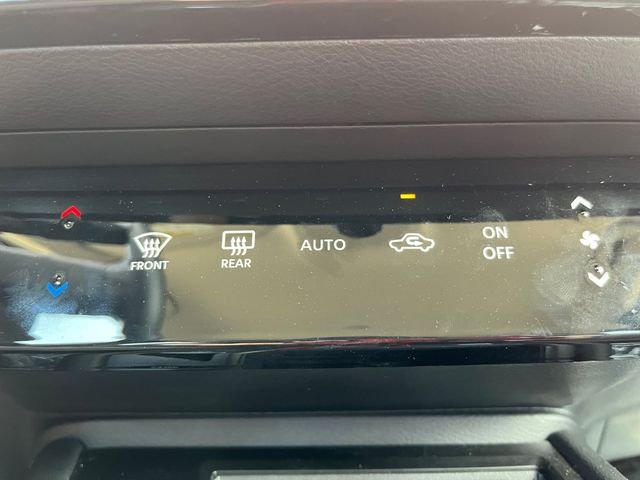 Used 2025 Brown Nissan SR image 4